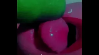 Nova no X Tia Lola chupando gostoso e babando tudo