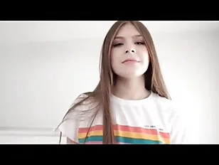 stepsis – i’m naked does that make you feel weird? s13:e4 step sister forwomen orgasm australian